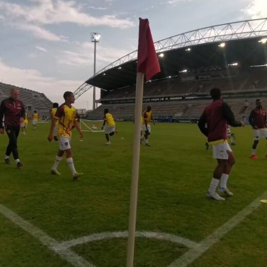 ᴡᴇ ᴄᴏᴍɪɴɢ ɪɴ ʜᴏᴛ stellenboschfc proudlystellenbosch.jpg