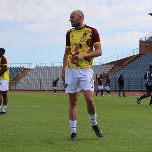 Alan robertson will take the armband in todays encounter ©.jpg