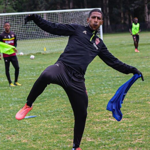 𝙁𝙧𝙞𝙙𝙖𝙮 𝙈𝙤𝙤𝙙 frame 7 8 thinking of all the.jpg