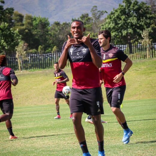 𝙒𝙊𝙍𝙆𝙄𝙉𝙂 stellenboschfc proudlystellenbosch.jpg