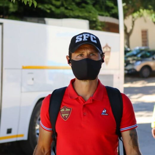 Team arrival stellenboschfc proudlystellenbosch.jpg