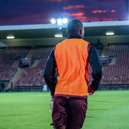 Warming up at a windy danie craven stadium stellenboschfc proudlystellenbosch.jpg
