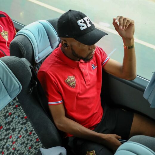 Boys are on their way to princess magogo stadium live.jpg