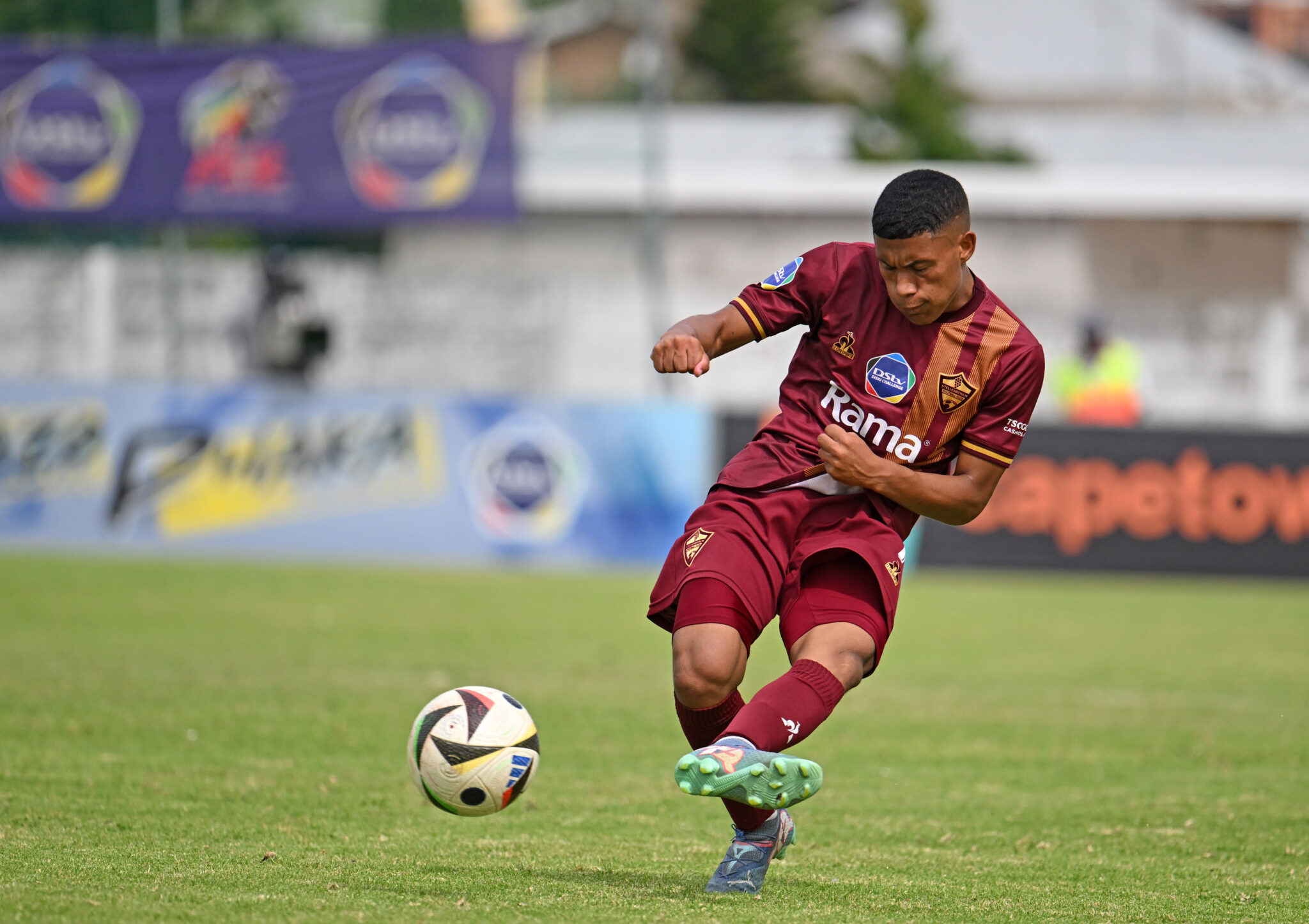 Football dstv diski challenge 2024/25 stellenbosch fc v kaizer chiefs idas valley stadium stellenbosch